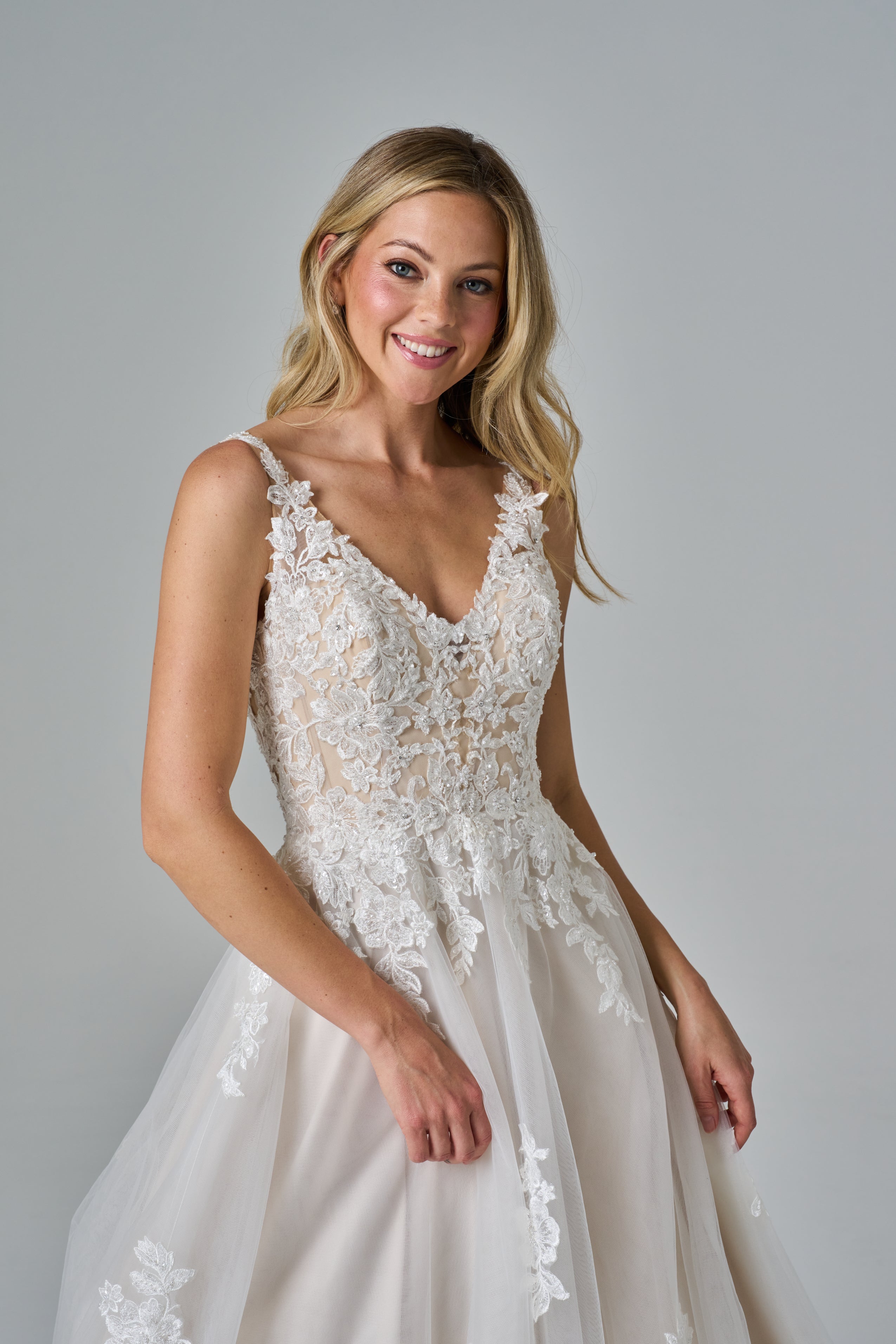 Kenneth L Robe Bianca ....| Boutique Robe de Mariée Rive-Sud..| Robe de Mariée Rive ...